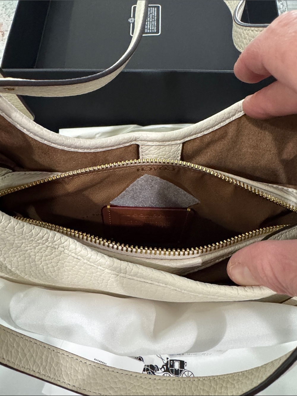 Coach Chalk Pebbled Leather Hobo with Gold Hardware - Picture 3 of 4